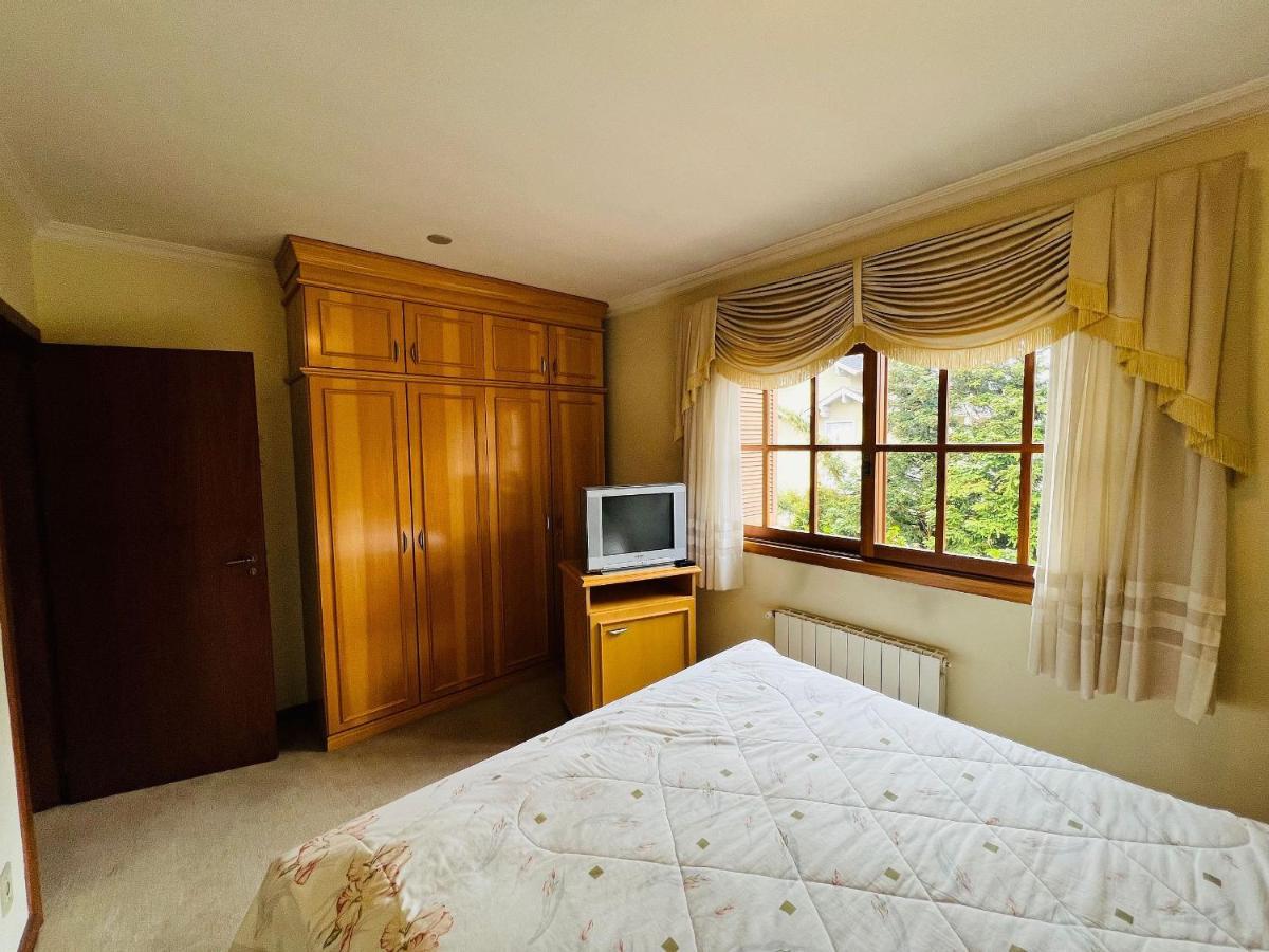 Mrg- Colonial 2D - 200 Mts Da Rua Torta Lejlighed Gramado Eksteriør billede